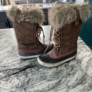 Sorel snow boots